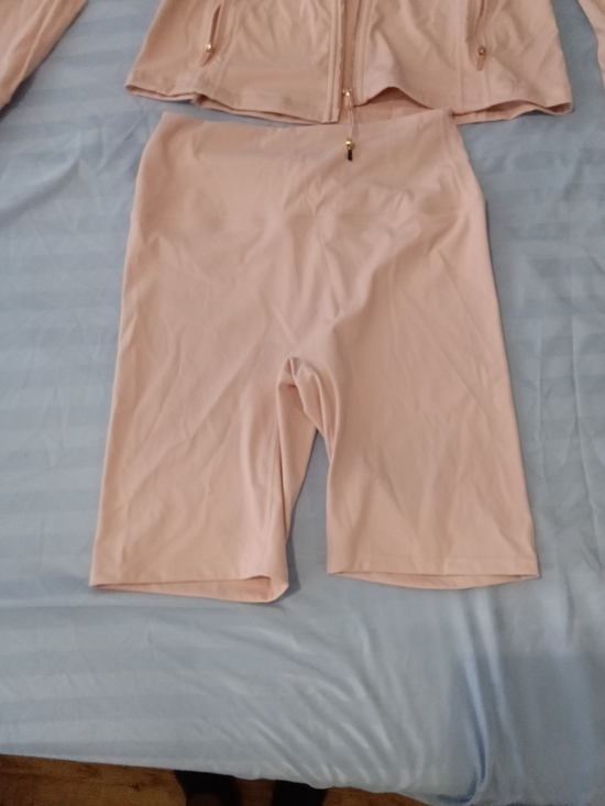 lululemon athletica Pants - lululemon athletica Blush High-Rise Bike Shorts